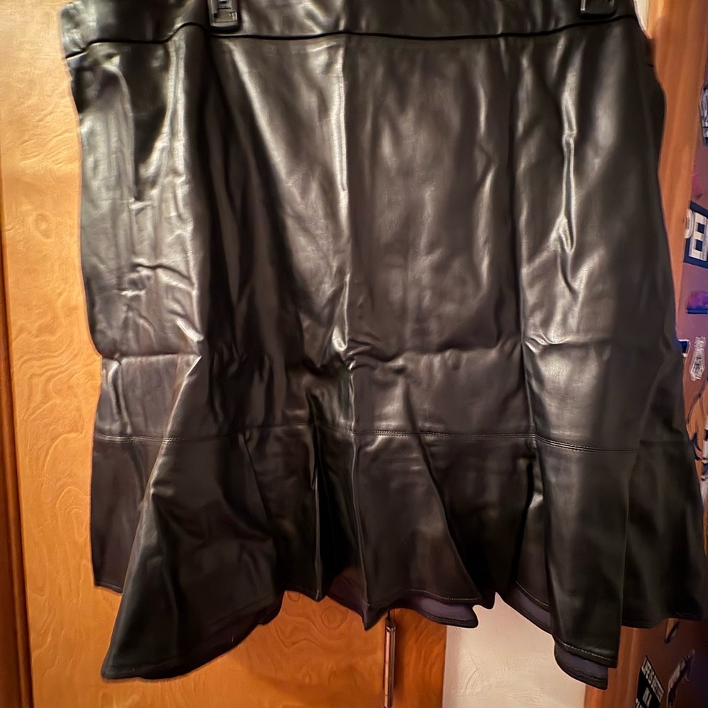 Eloquii Black Faux Leather Ruffle Skirt - Picture 2 of 3